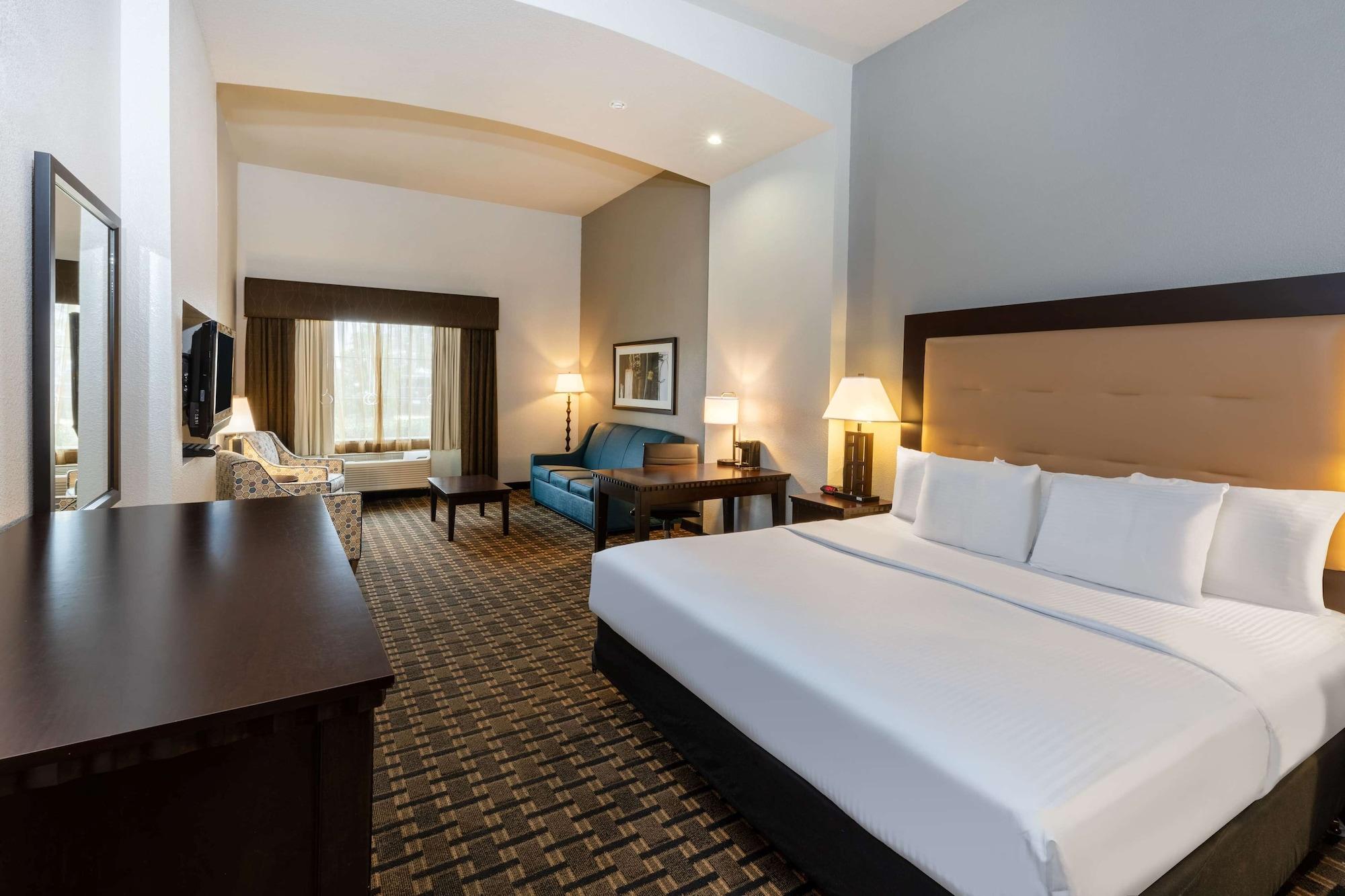 La Quinta By Wyndham Mt. Pleasant Hotel Mount Pleasant