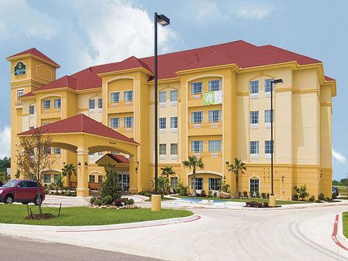 Hotel La Quinta By Wyndham Mt. Pleasant 3*