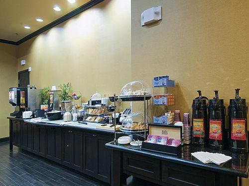 Hotel La Quinta By Wyndham Mt. Pleasant